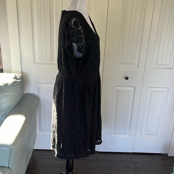 Isaac mizrahi black lace dress - Picture 2 of 4